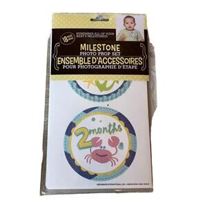 Milestone Baby Growth Photo Prop Set NWT